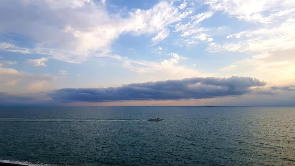 Iveri Beach Kobuleti Ngoại thất bức ảnh